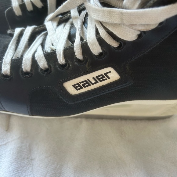 Bauer Panther ice skates, size 8 - Picture 2 of 6